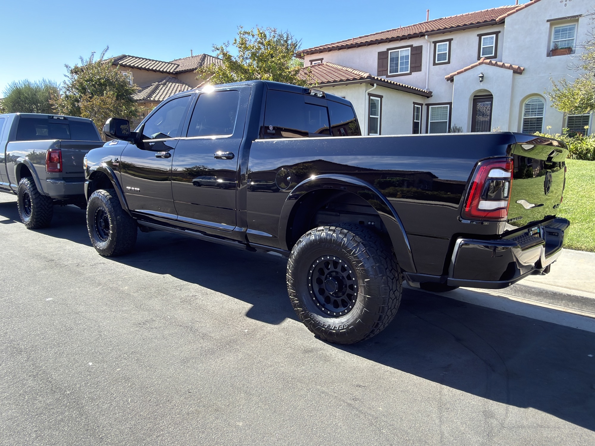 Used 2022 RAM 2500 Limited AWD/4WD image 8