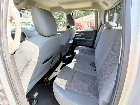 Used 2017 RAM 1500 Big Horn AWD/4WD image 11