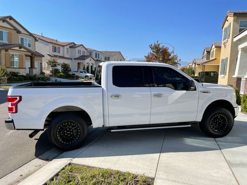 Used 2018 Ford F150 XLT w/ Equipment Group 302A Luxury image 2