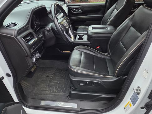 Used 2021 GMC Yukon SLT image 11