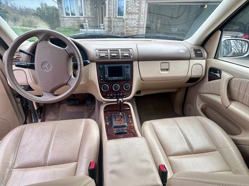 Used 2005 Mercedes-Benz ML 500 4MATIC image 6