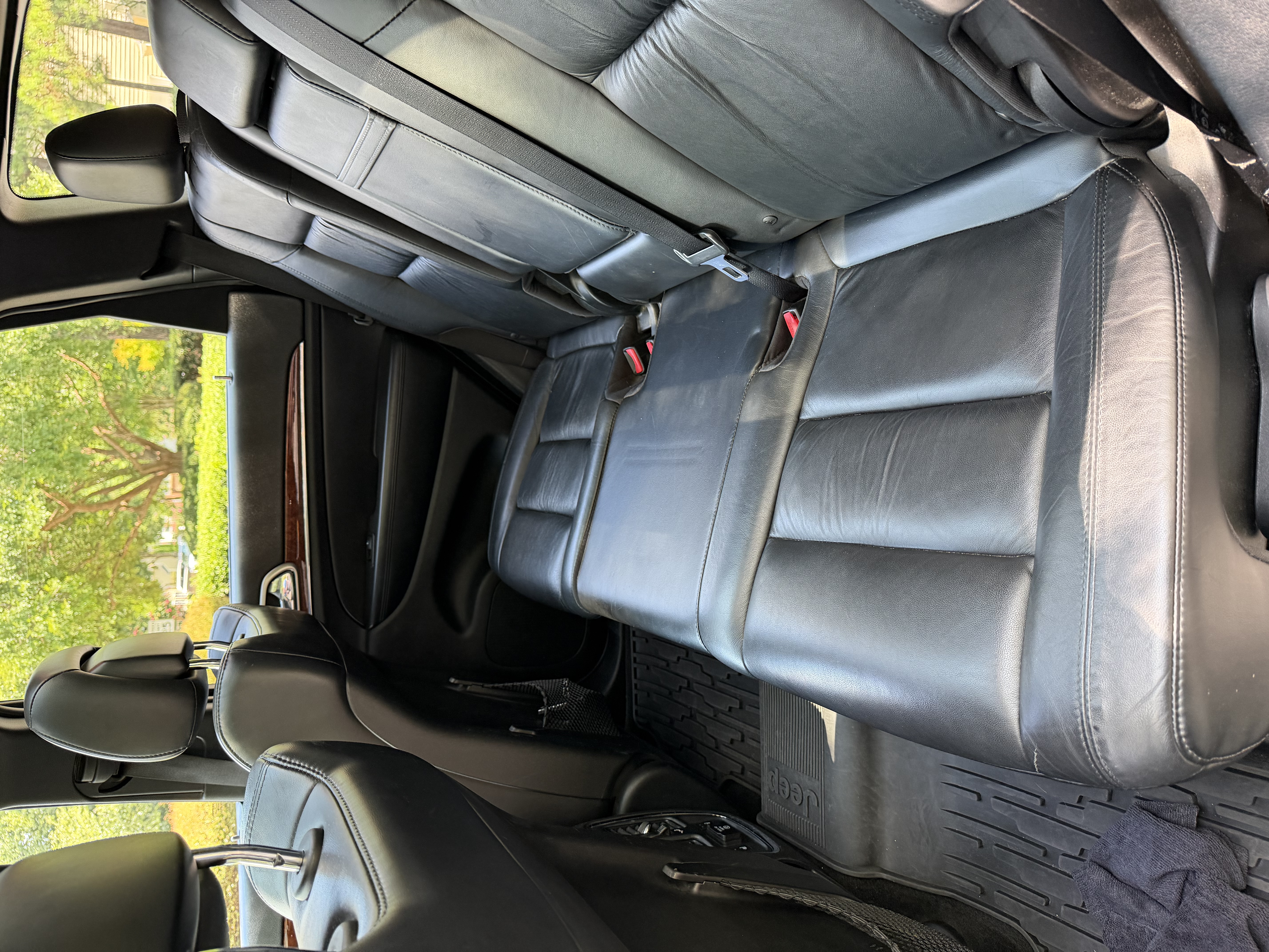 Used 2013 Jeep Grand Cherokee Limited w/ Trailer Tow Group IV RWD image 6