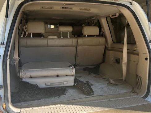 Used 2000 Toyota Land Cruiser image 11