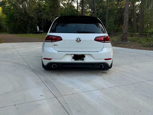 Used 2019 Volkswagen GTI SE FWD image 6