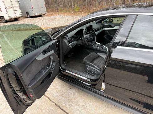 Used 2019 Audi S5 Premium w/ Convenience Package image 11