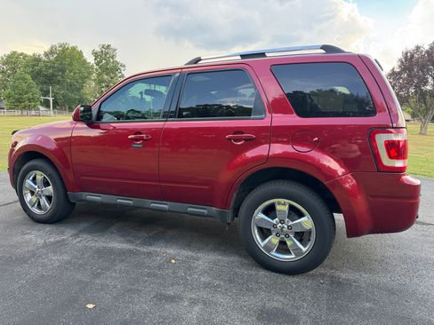 Used 2012 Ford Escape Limited AWD/4WD image 2