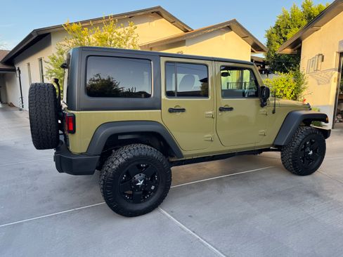 Used 2013 Jeep Wrangler Unlimited Sport AWD/4WD image 6