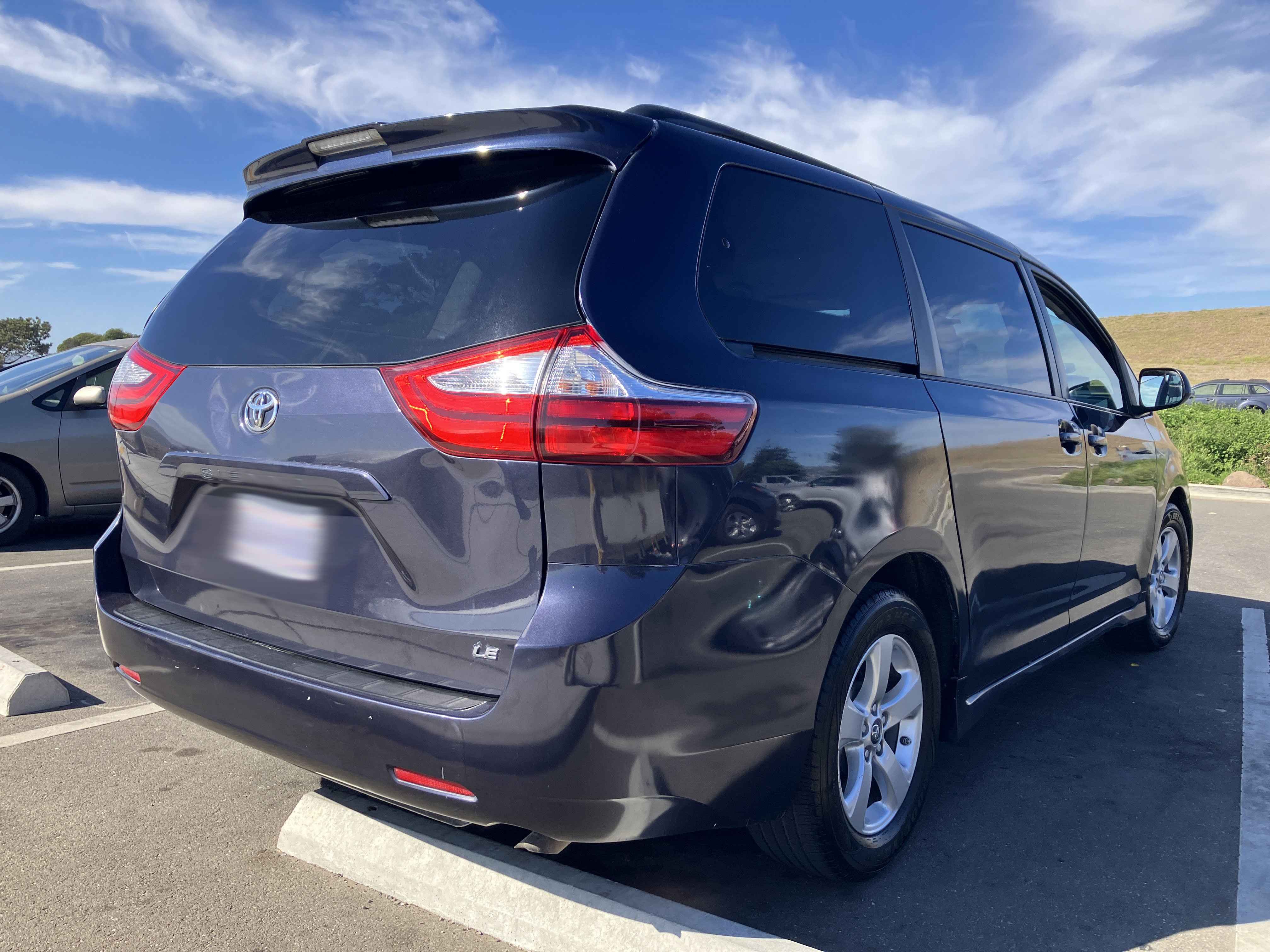 Used 2018 Toyota Sienna LE FWD image 8