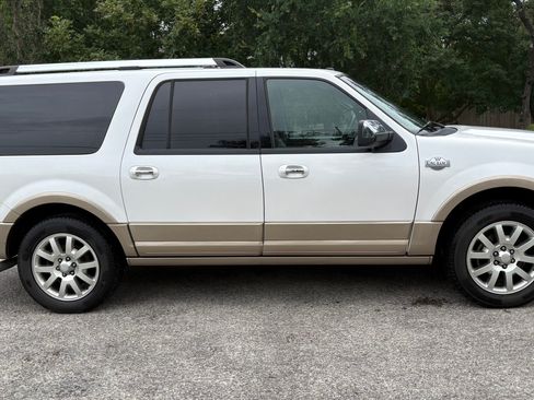 Used 2014 Ford Expedition EL King Ranch RWD image 4