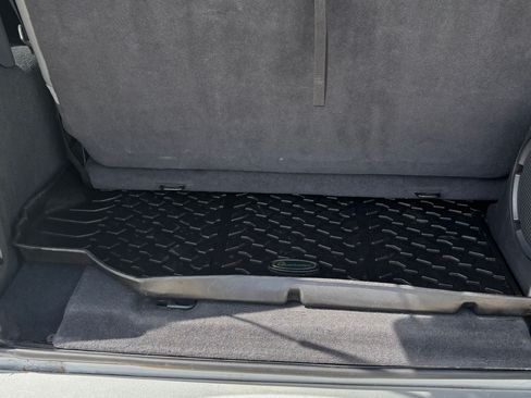 Used 2010 Jeep Wrangler Sahara w/ Dual Top Group image 11