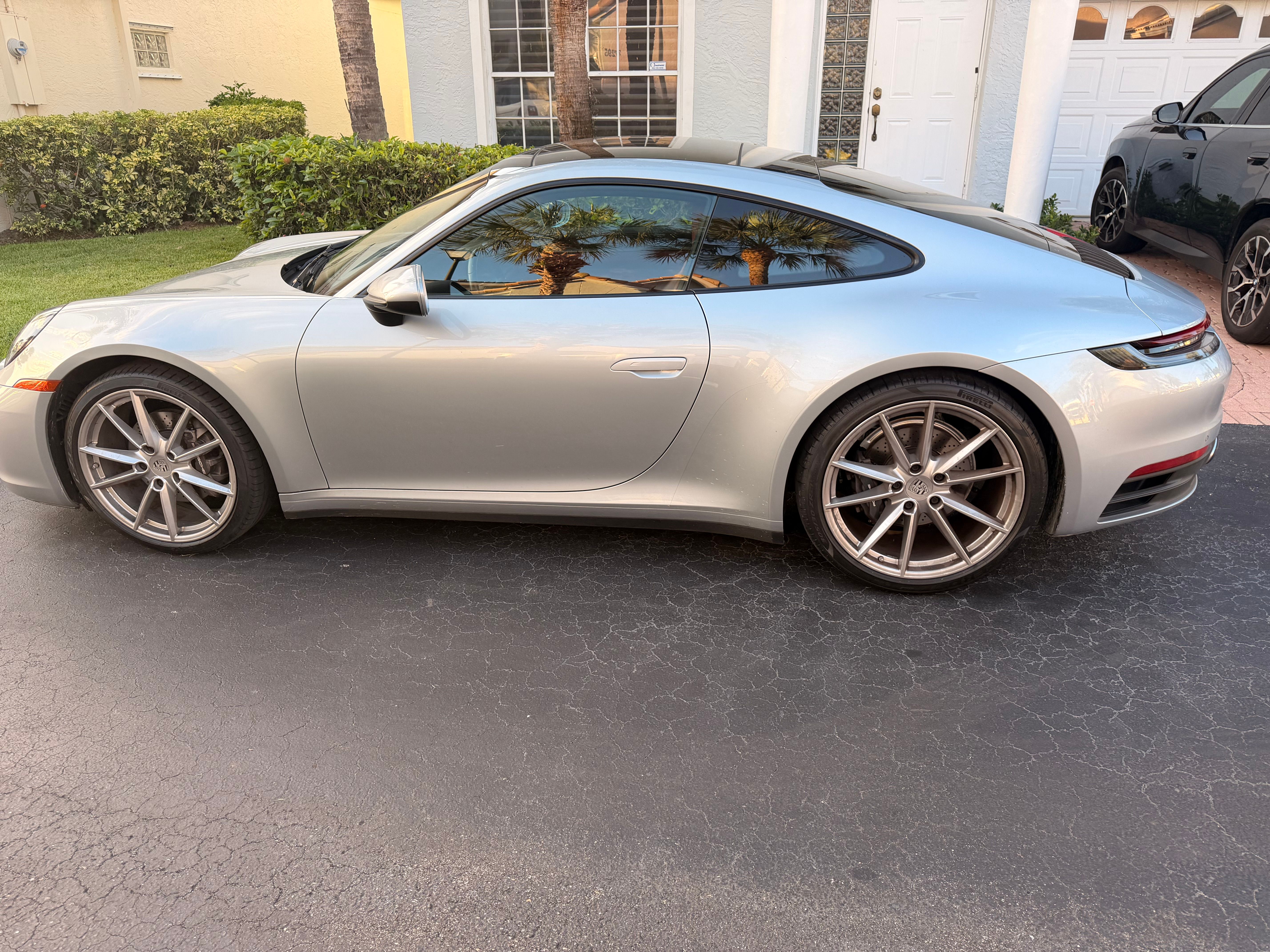 Used 2021 Porsche 911 Carrera image 2