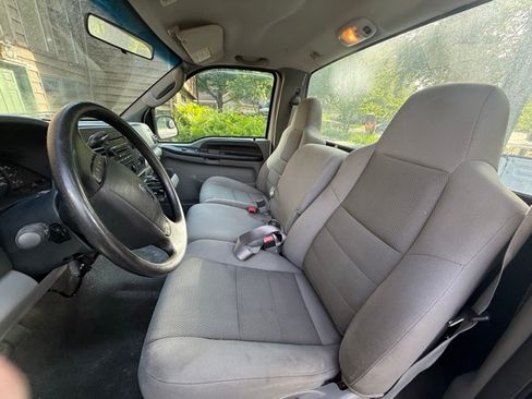 Used 2006 Ford F250 XLT RWD image 16
