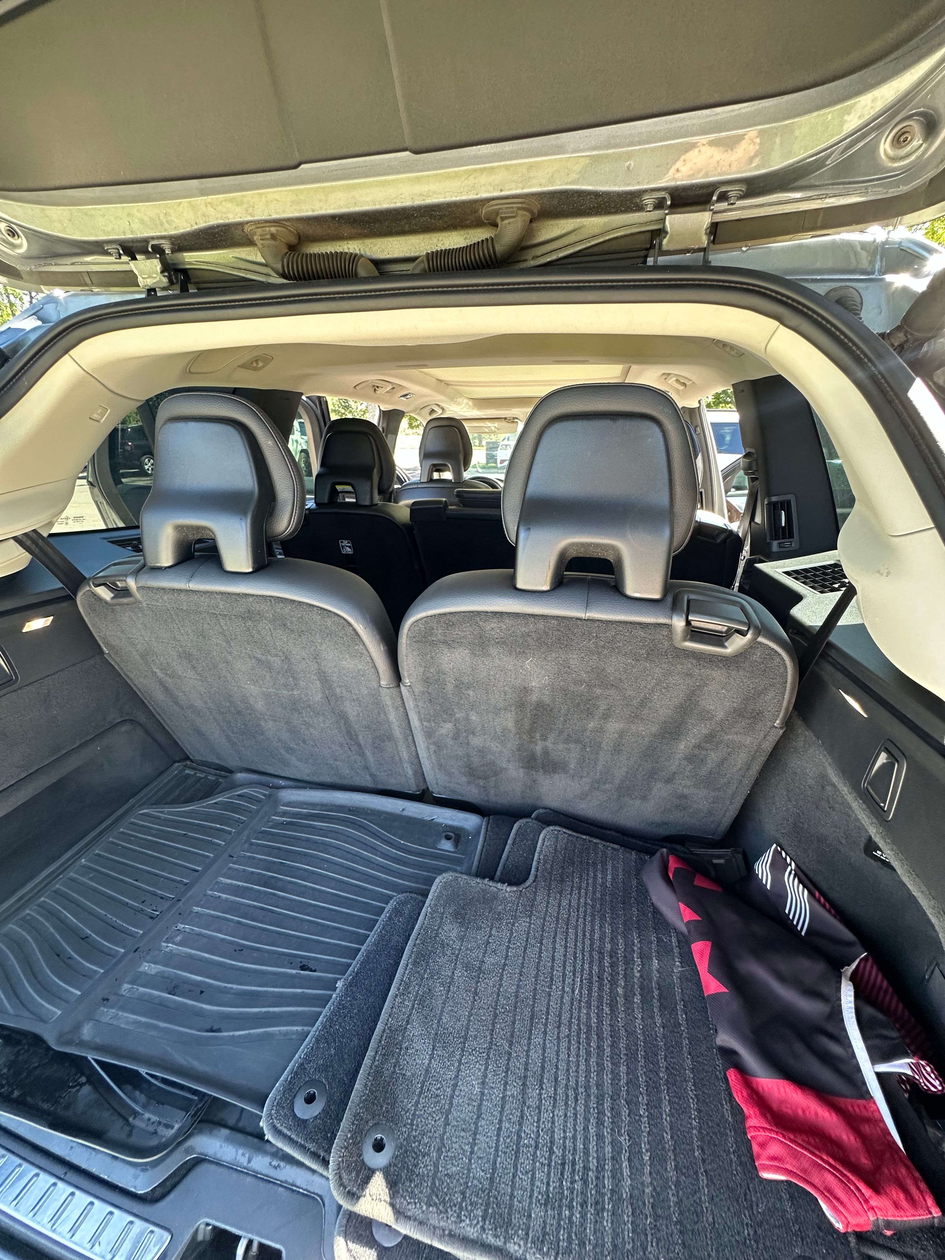Used 2016 Volvo XC90 T6 Momentum w/ Momentum Plus Package AWD/4WD image 20