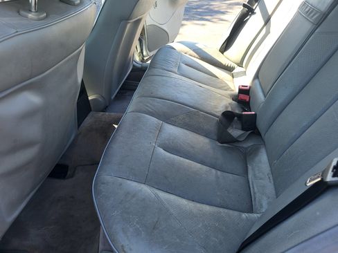 Used 2000 Mercedes-Benz C 280 Sedan image 28