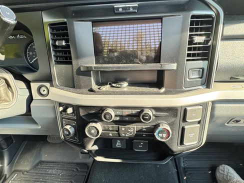 Used 2025 Ford F450 XLT w/ 360-Degree Camera Package AWD/4WD image 16