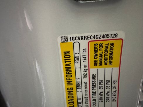 Used 2016 Chevrolet Silverado 1500 LT w/ LT Plus Package image 11