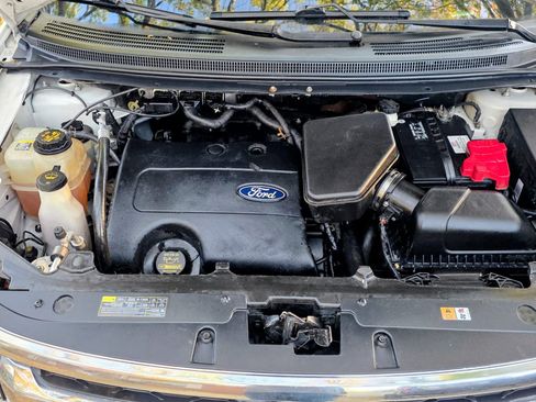 Used 2013 Ford Edge SE image 8