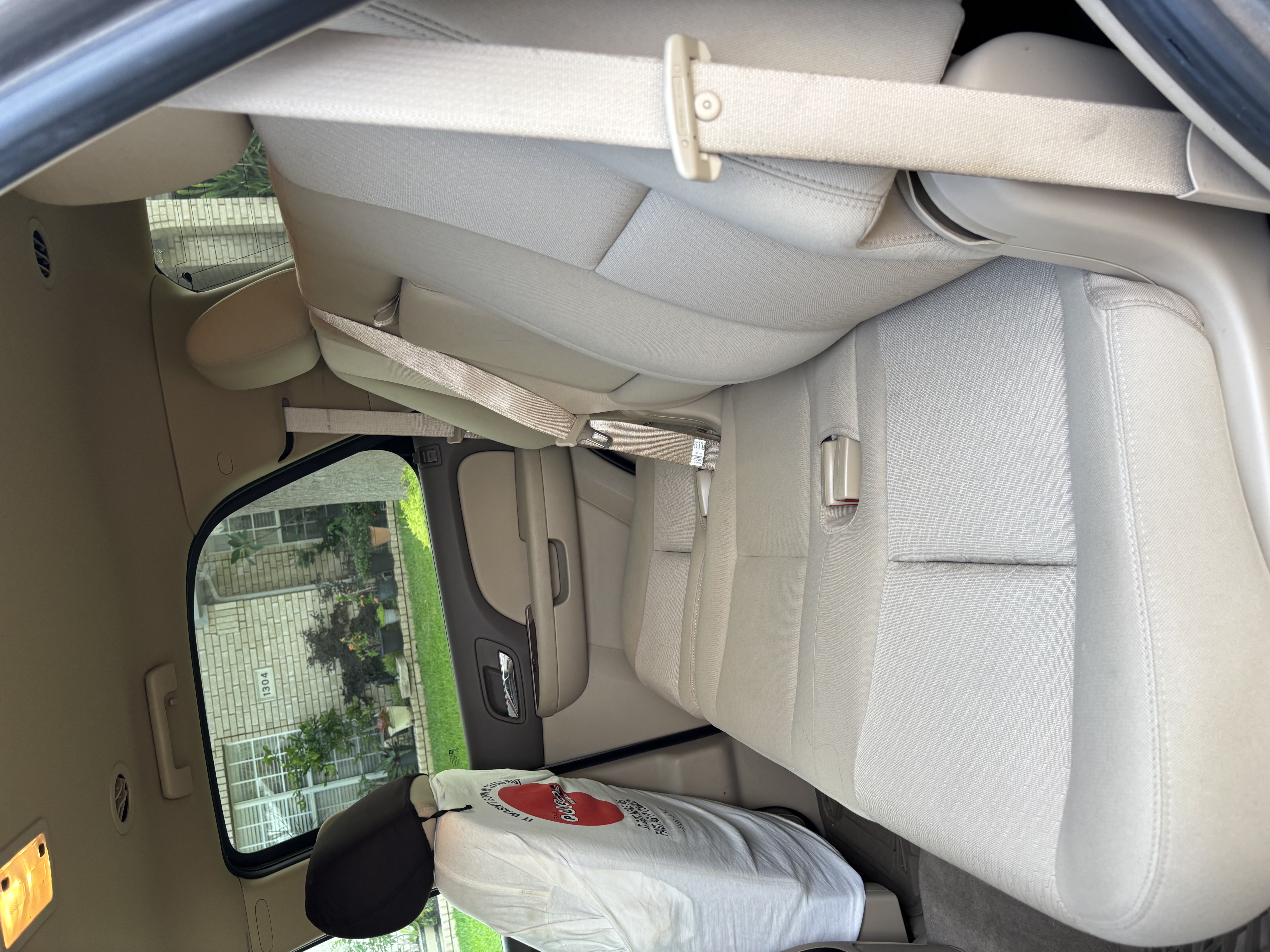 Used 2011 Chevrolet Tahoe LS w/ Convenience Package RWD image 4