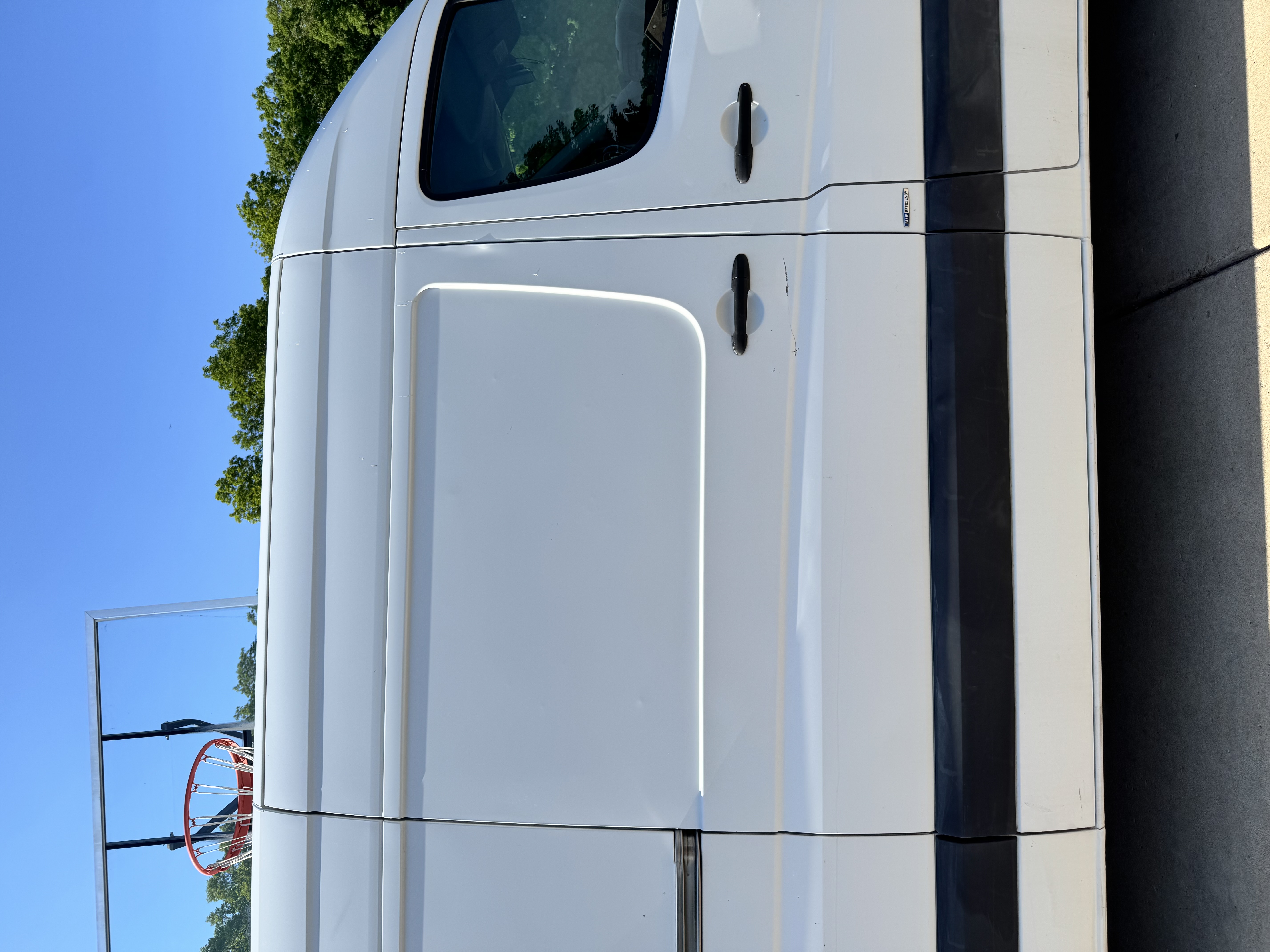 Used 2015 Mercedes-Benz Sprinter 2500 image 5