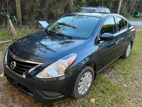 Used 2016 Nissan Versa S image 1