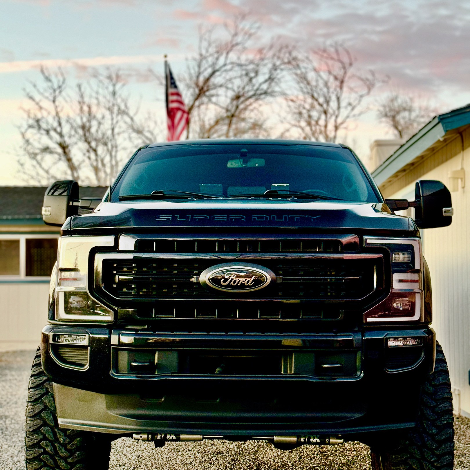 Used 2022 Ford F350 Lariat w/ Black Appearance Package AWD/4WD image 1