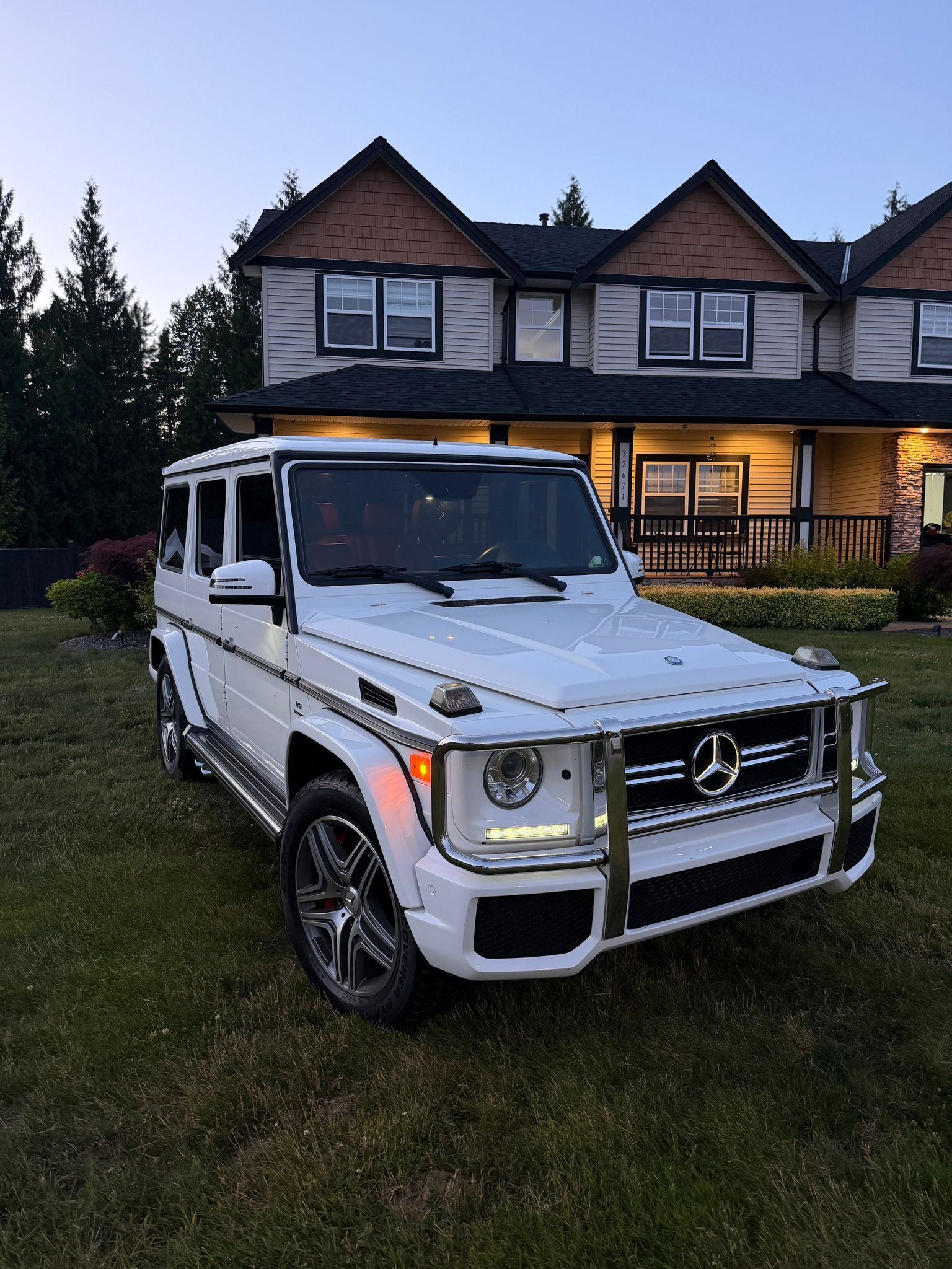 Used 2014 Mercedes-Benz G 63 AMG 4MATIC image 1