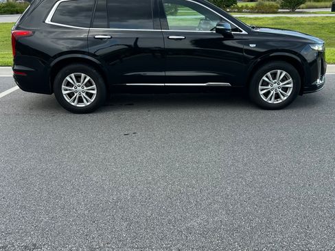 Used 2022 Cadillac XT6 Luxury FWD image 4