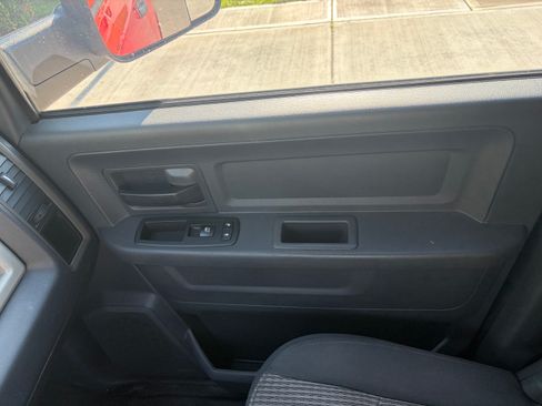 Used 2010 Dodge Ram 2500 Truck ST w/ ST Popular Equipment Group AWD/4WD image 14