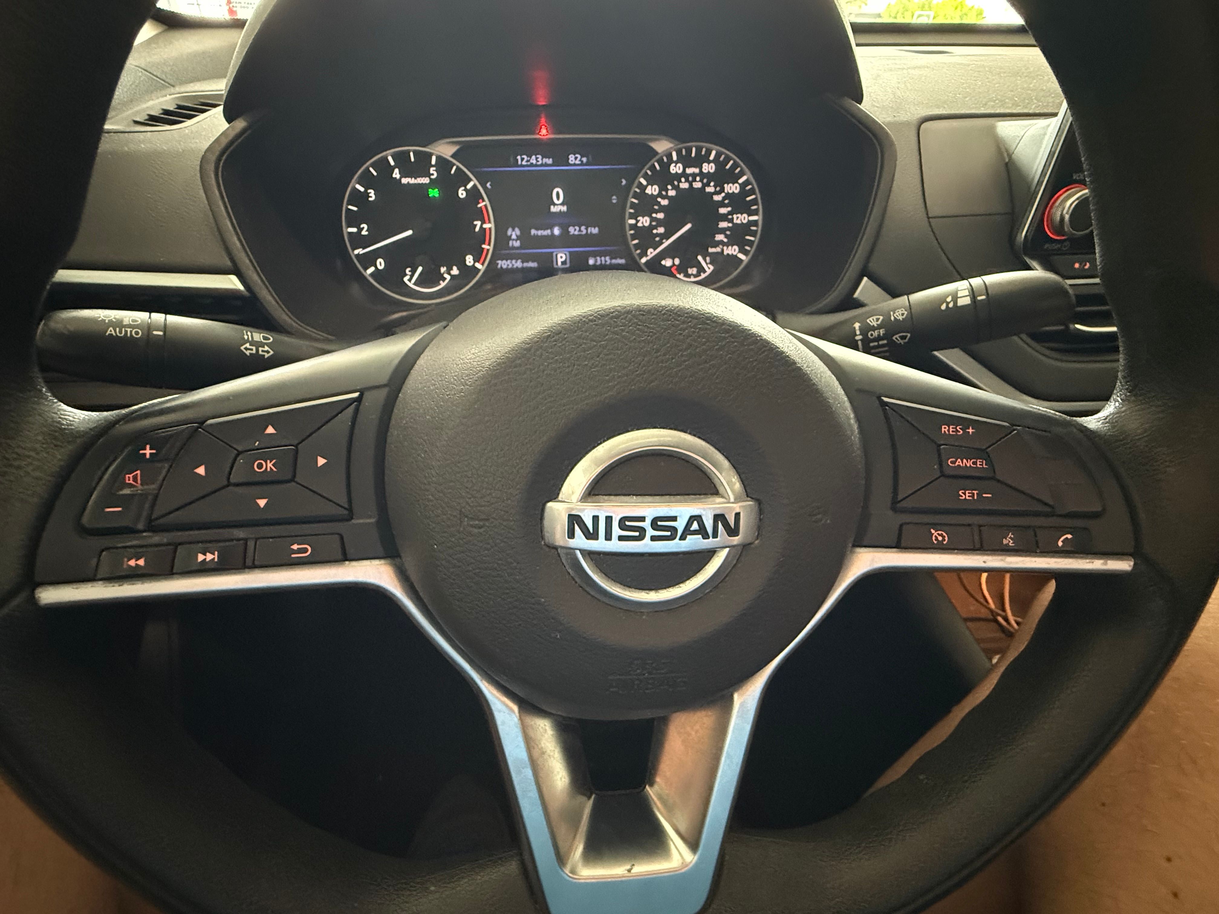 Used 2020 Nissan Altima 2.5 S FWD image 13