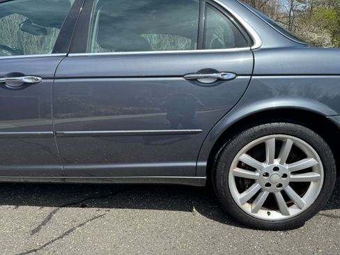 Used 2004 Jaguar XJR image 13