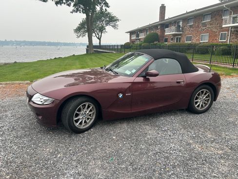 Used 2003 BMW Z4 2.5i RWD image 1
