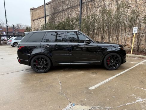 Used 2019 Land Rover Range Rover Sport HST image 11