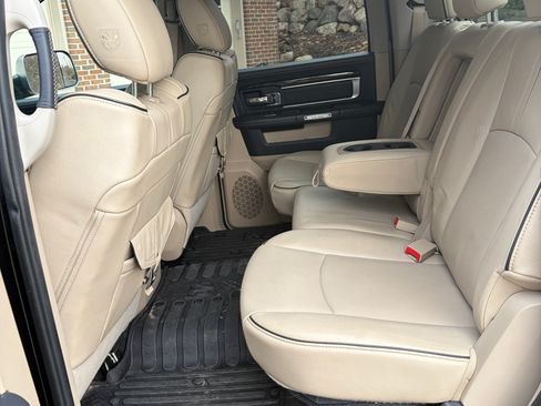 Used 2018 RAM 1500 Limited image 11