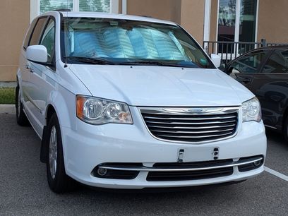 Used 2014 Chrysler Town & Country Touring w/ Driver Convenience Group