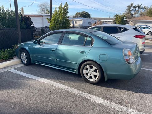 Used 2003 Nissan Altima 2.5 SL image 6