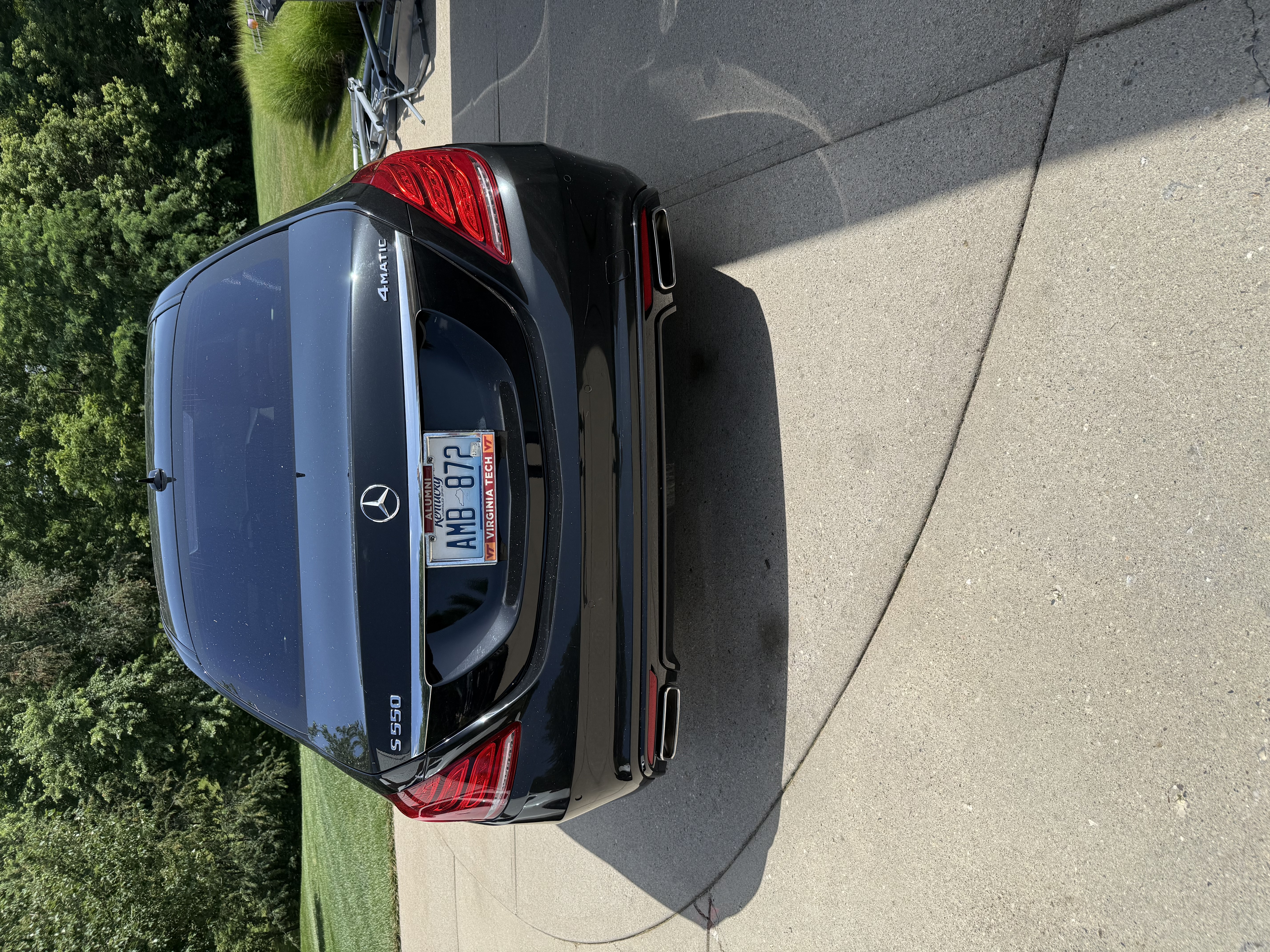 Used 2017 Mercedes-Benz S 550 4MATIC Sedan image 2