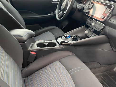 Used 2023 Nissan Leaf SV Plus image 12