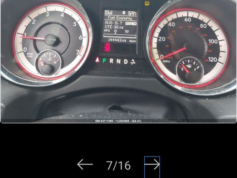 Used 2018 Dodge Grand Caravan SE image 9