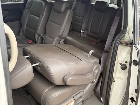 Used 2015 Honda Odyssey Touring image 6