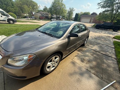 Used 2012 Chevrolet Malibu LS w/ LS Uplevel Package FWD image 4