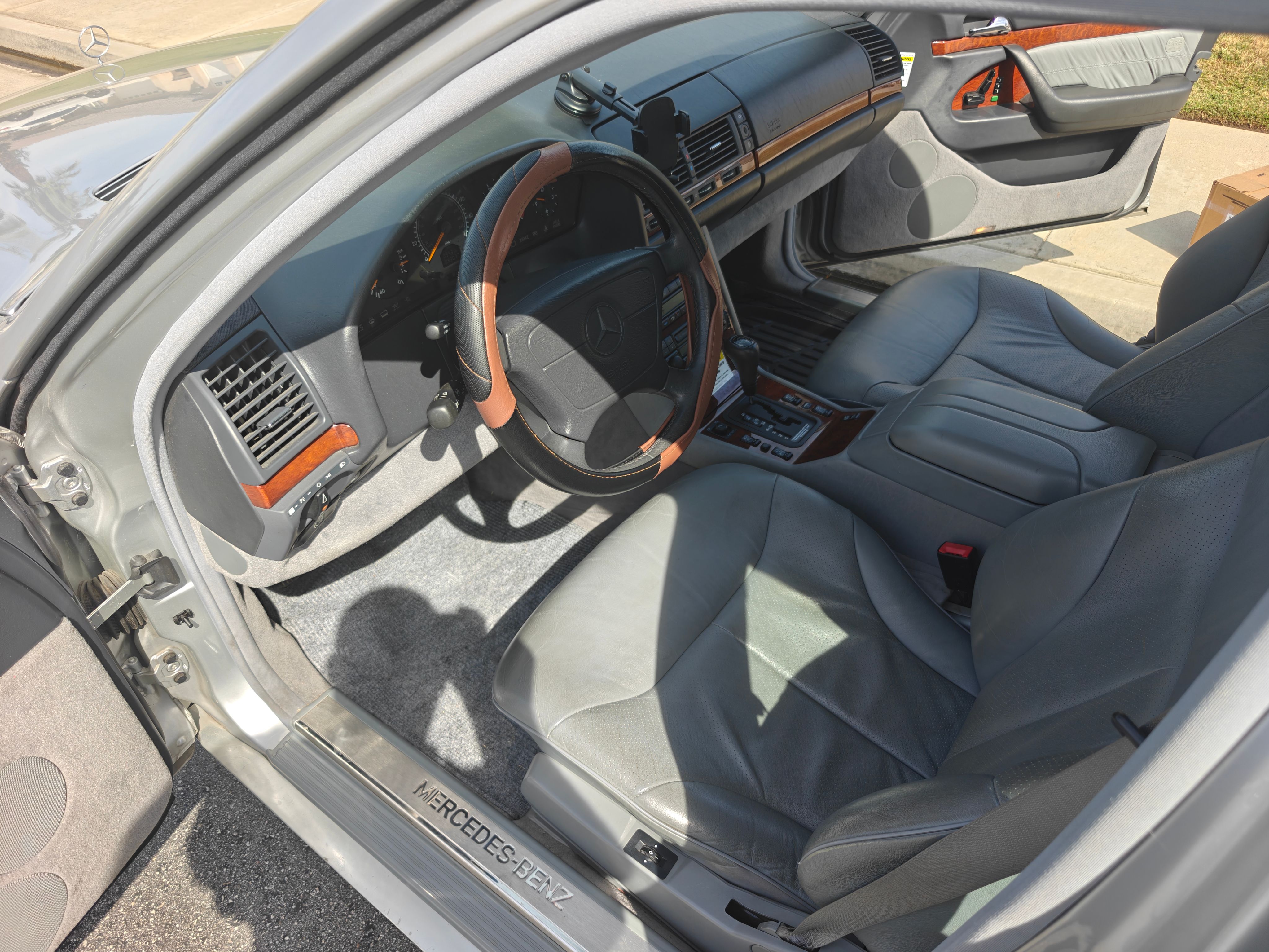 Used 1999 Mercedes-Benz S 320 image 29