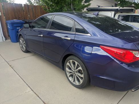 Used 2013 Hyundai Sonata SE FWD image 2