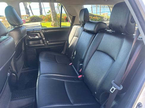 Used 2019 Toyota 4Runner TRD Off-Road Premium image 15