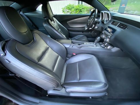 Used 2010 Chevrolet Camaro LT w/ RS Package RWD image 21