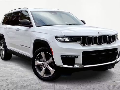 Used 2021 Jeep Grand Cherokee L Limited w/ Luxury Tech Group II image 4