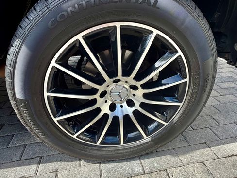 Used 2017 Mercedes-Benz G 550 image 8