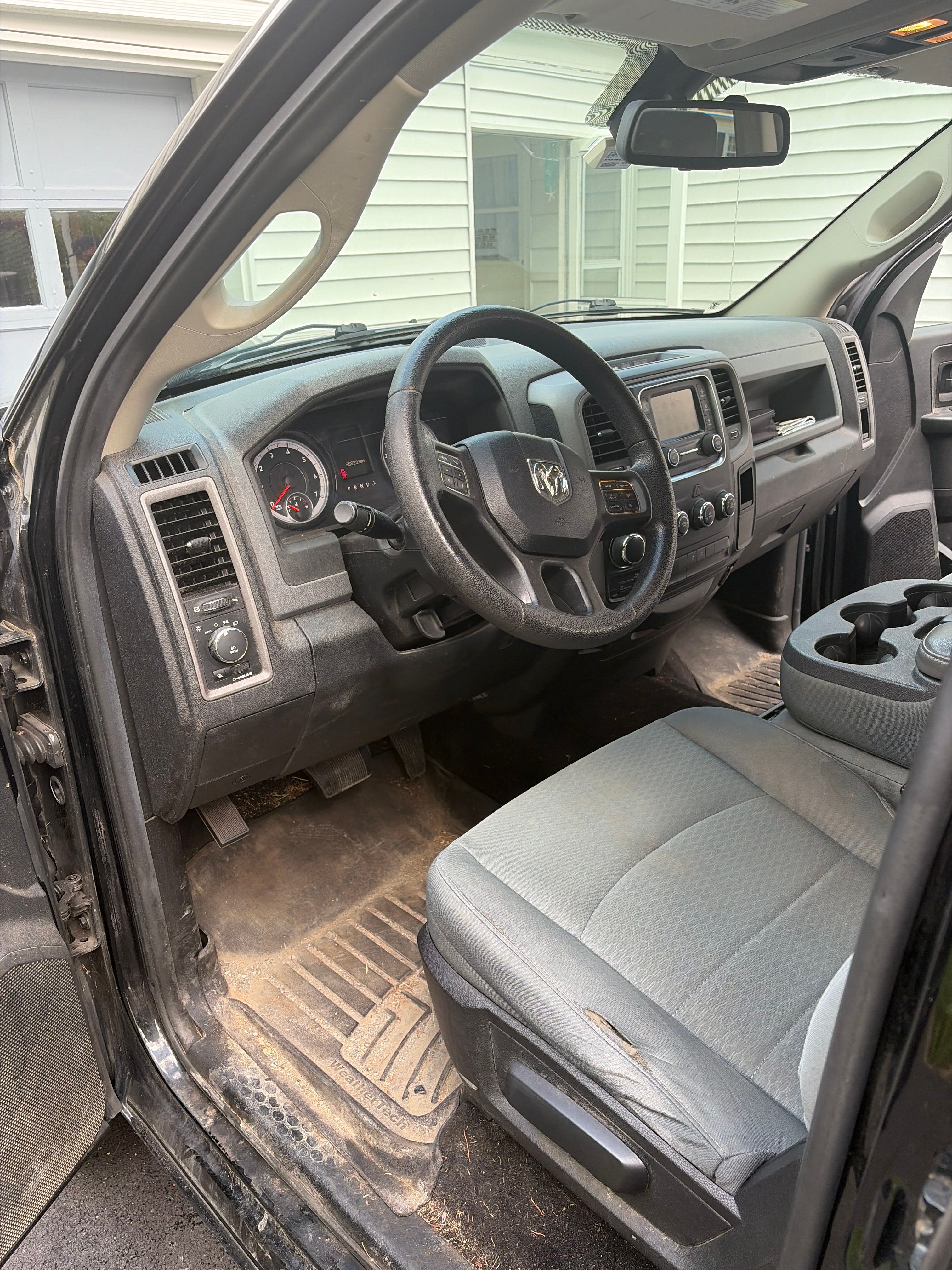 Used 2015 RAM 1500 Express AWD/4WD image 10
