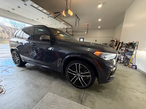 Used 2020 BMW X5 M50i w/ Executive Package image 8