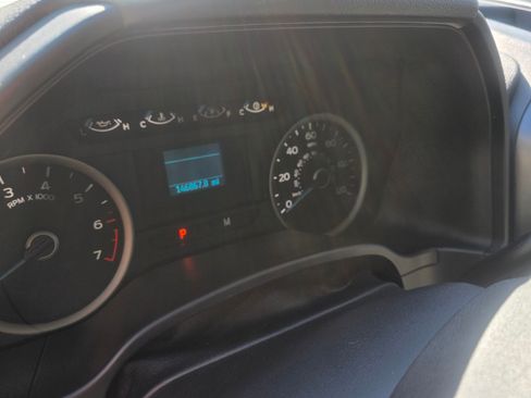 Used 2017 Ford F150 XLT image 12