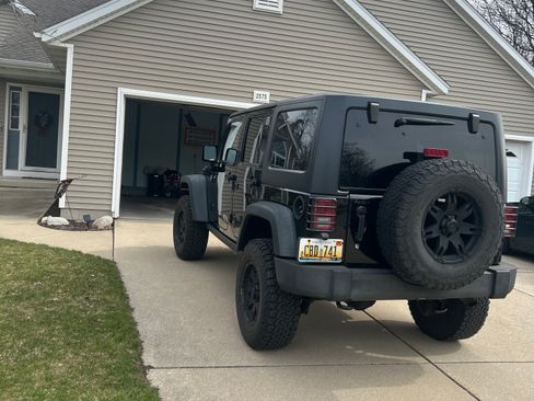 Used 2014 Jeep Wrangler Unlimited Sport w/ Quick Order Package 24S image 6